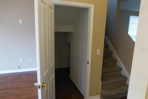 Touwnhouse à louer à Tampa, Floride: 3 chambres, 134.89 m2 № 2433315 - photo 21