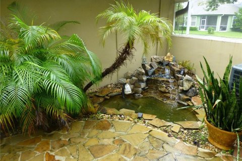 Touwnhouse à louer à Tampa, Floride: 3 chambres, 134.89 m2 № 2433315 - photo 12