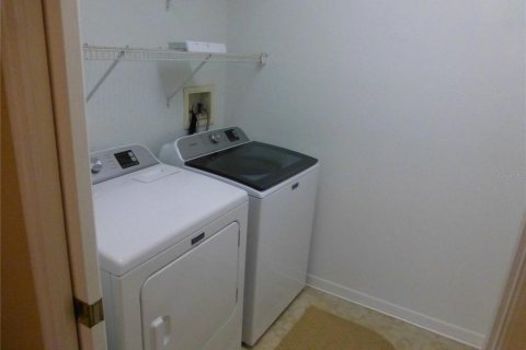 Touwnhouse à louer à Tampa, Floride: 3 chambres, 134.89 m2 № 2433315 - photo 14