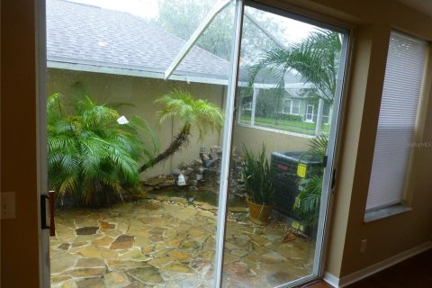 Touwnhouse à louer à Tampa, Floride: 3 chambres, 134.89 m2 № 2433315 - photo 11