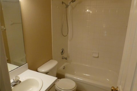 Touwnhouse à louer à Tampa, Floride: 3 chambres, 134.89 m2 № 2433315 - photo 30