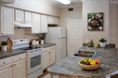 Copropriété à louer à Orlando, Floride: 2 chambres, 97.83 m2 № 2238796 - photo 4