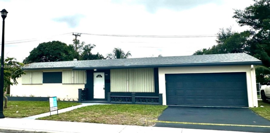 Casa en Miami Gardens, Florida 4 dormitorios, 104.52 m2 № 2002738