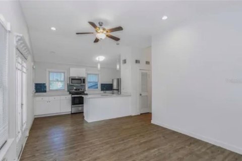 Appartement à louer à Tampa, Floride: 1 chambre, 55.74 m2 № 2399235 - photo 5