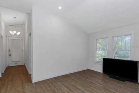 Appartement à louer à Tampa, Floride: 1 chambre, 55.74 m2 № 2399235 - photo 3