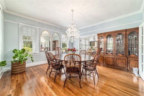 House in Ocala, Florida 5 bedrooms, 453.73 sq.m. № 1812786 - photo 7