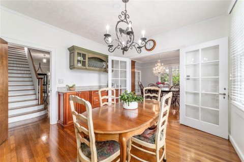 House in Ocala, Florida 5 bedrooms, 453.73 sq.m. № 1812786 - photo 8