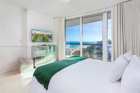 Condo in Miami Beach, Florida, 2 bedrooms  № 2022968 - photo 18