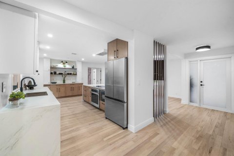 Casa en venta en Boca Raton, Florida, 4 dormitorios, 168.9 m2 № 2377387 - foto 5