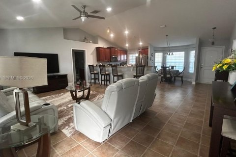 Villa ou maison à louer à Port St. Lucie, Floride: 3 chambres, 141.12 m2 № 2091291 - photo 21