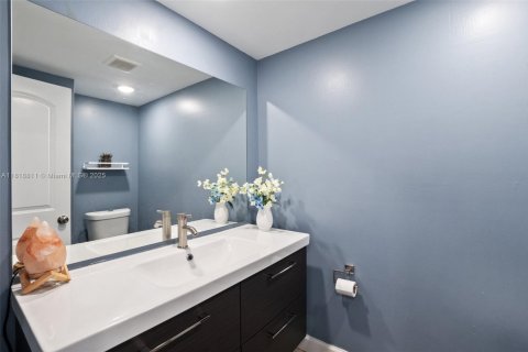 Condominio en venta en Hollywood, Florida, 1 dormitorio, 72.46 m2 № 1779679 - foto 16