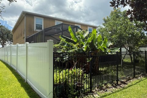 House in Kissimmee, Florida 5 bedrooms, 335.75 sq.m. № 1869431 - photo 6