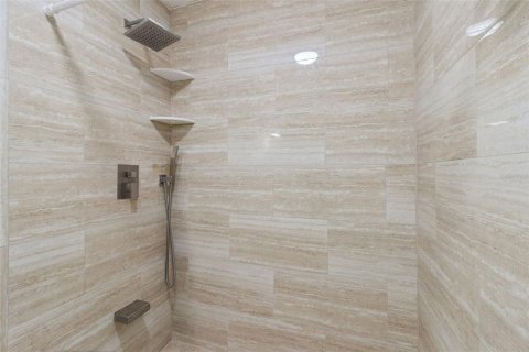 Condominio en alquiler en Davenport, Florida, 1 dormitorio, 27.87 m2 № 2211498 - foto 11