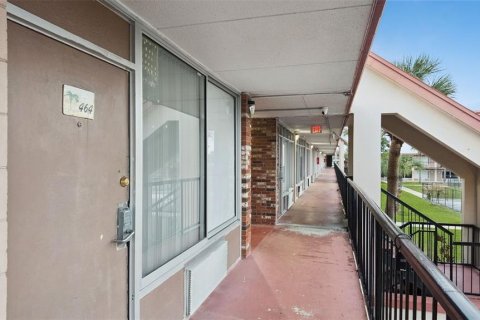Condominio en alquiler en Davenport, Florida, 1 dormitorio, 27.87 m2 № 2211498 - foto 2