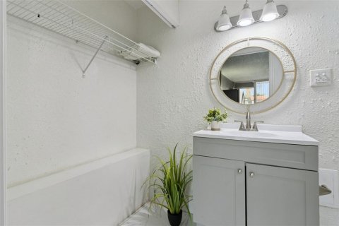 Condominio en alquiler en Davenport, Florida, 1 dormitorio, 27.87 m2 № 2211498 - foto 9