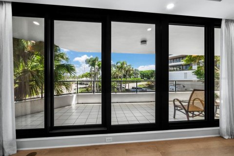 Condominio en venta en Longboat Key, Florida, 3 dormitorios, 220.64 m2 № 1910085 - foto 11