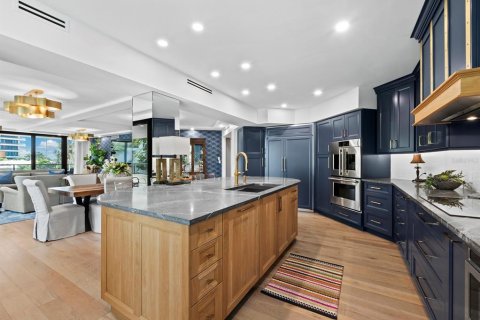 Condominio en venta en Longboat Key, Florida, 3 dormitorios, 220.64 m2 № 1910085 - foto 19