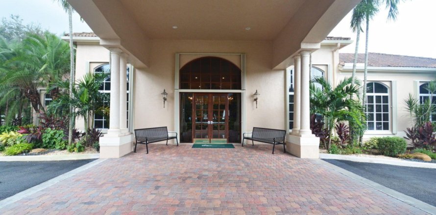 Casa en Boynton Beach, Florida 3 dormitorios, 216.56 m2 № 1065465