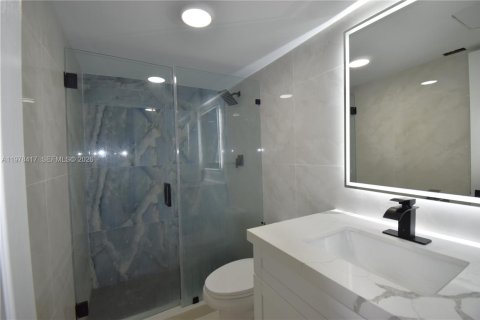 Copropriété à vendre à Plantation, Floride: 2 chambres, 88.44 m2 № 2042095 - photo 9