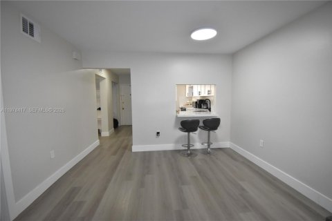 Copropriété à vendre à Plantation, Floride: 2 chambres, 88.44 m2 № 2042095 - photo 8