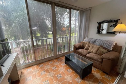 Купить кондоминиум в Холливуд, Флорида 1 спальня, 78.41м2, № 2046791 - фото 9