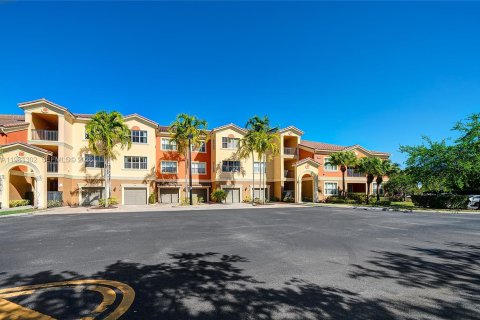 Снять в аренду кондоминиум в Мирамар, Флорида 1 спальня, 72м2, № 2043496 - фото 21