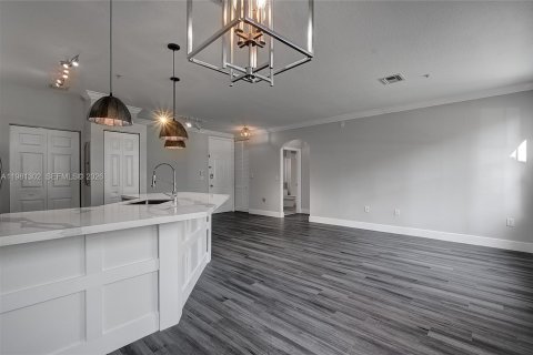 Снять в аренду кондоминиум в Мирамар, Флорида 1 спальня, 72м2, № 2043496 - фото 4