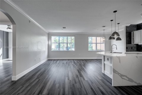 Снять в аренду кондоминиум в Мирамар, Флорида 1 спальня, 72м2, № 2043496 - фото 3