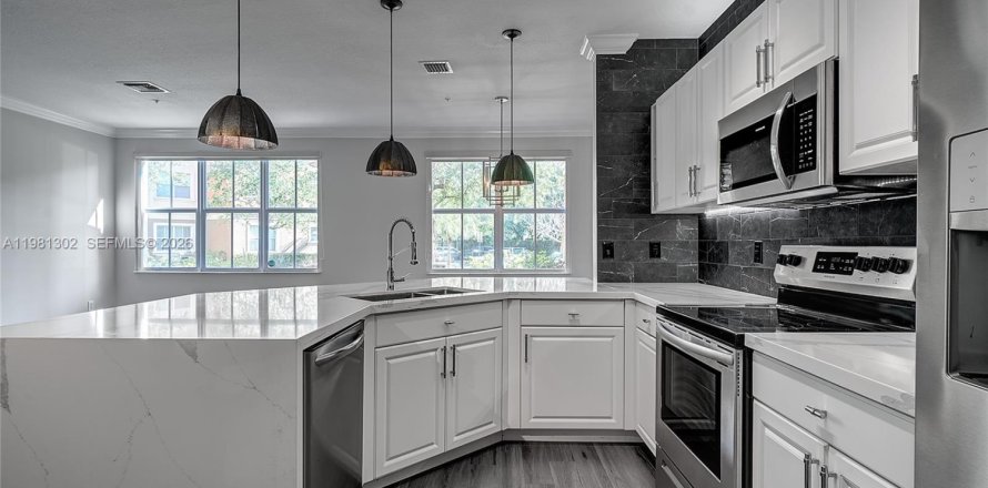 Кондоминиум с 1 спальней в Мирамар, Флорида № 2043496