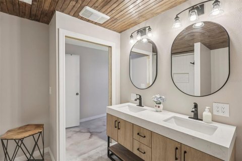 Villa ou maison à vendre à Brandon, Floride: 3 chambres, 128.76 m2 № 1854444 - photo 19