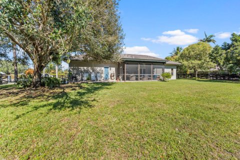 Casa en venta en Homestead, Florida, 3 dormitorios, 156.17 m2 № 1840767 - foto 19
