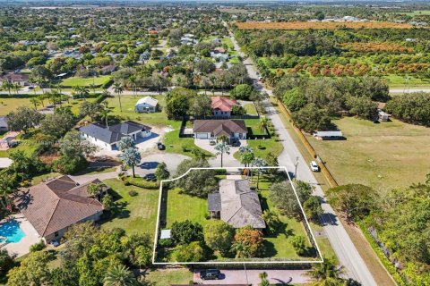 Casa en venta en Homestead, Florida, 3 dormitorios, 156.17 m2 № 1840767 - foto 22