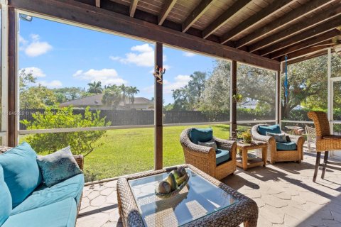 Casa en venta en Homestead, Florida, 3 dormitorios, 156.17 m2 № 1840767 - foto 17