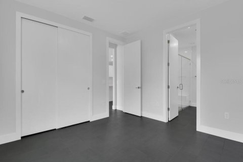 Immobilier commercial à vendre à Lehigh Acres, Floride: 222.13 m2 № 2364705 - photo 20