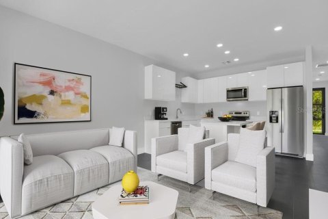 Immobilier commercial à vendre à Lehigh Acres, Floride: 222.13 m2 № 2364705 - photo 5