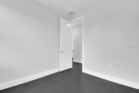 Immobilier commercial à vendre à Lehigh Acres, Floride: 222.13 m2 № 2364705 - photo 28
