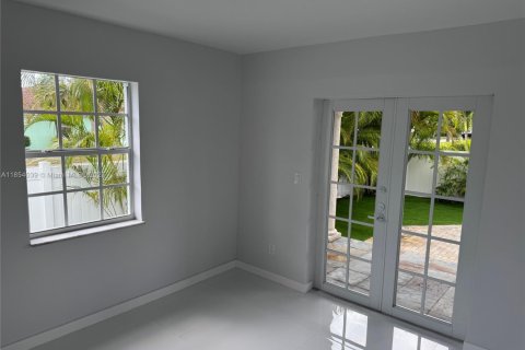 Casa en venta en Hollywood, Florida, 3 dormitorios № 1872342 - foto 14