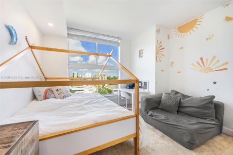 Condominio en venta en Miami, Florida, 2 dormitorios, 113.25 m2 № 1955080 - foto 16