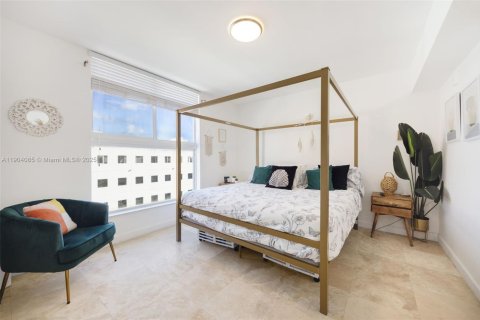 Condominio en venta en Miami, Florida, 2 dormitorios, 113.25 m2 № 1955080 - foto 12