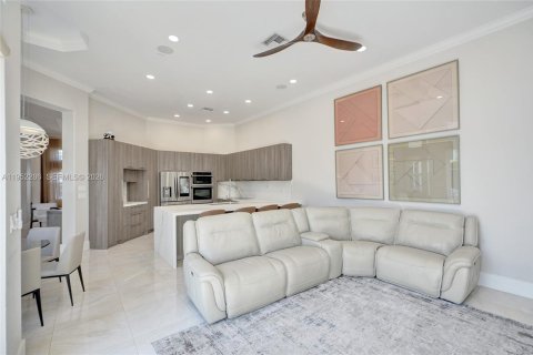 Купить виллу или дом в Мирамар, Флорида 5 спален, 239.32м2, № 2006623 - фото 23