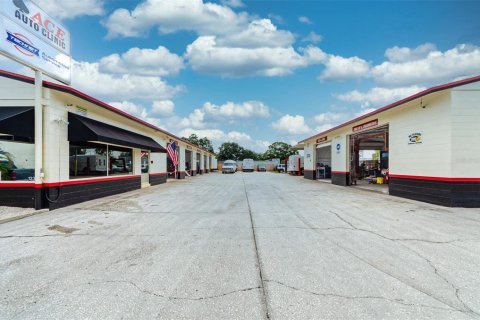 Propiedad comercial en venta en Clearwater, Florida, 380.9 m2 № 1908847 - foto 5