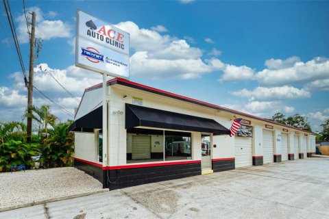 Propiedad comercial en venta en Clearwater, Florida, 380.9 m2 № 1908847 - foto 6