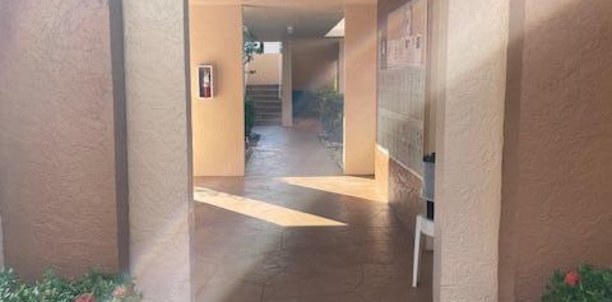 Condominio en Tamarac, Florida, 2 dormitorios № 1011496