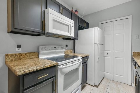 Купить кондоминиум в Орландо, Флорида 4 комнаты, 96.8м2, № 2231006 - фото 12