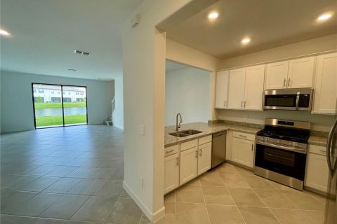 Adosado en alquiler en Bradenton, Florida, 3 dormitorios, 174.56 m2 № 1919773 - foto 6