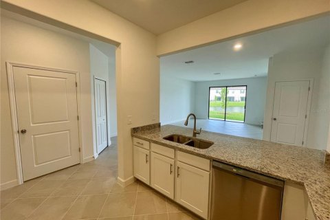 Adosado en alquiler en Bradenton, Florida, 3 dormitorios, 174.56 m2 № 1919773 - foto 8