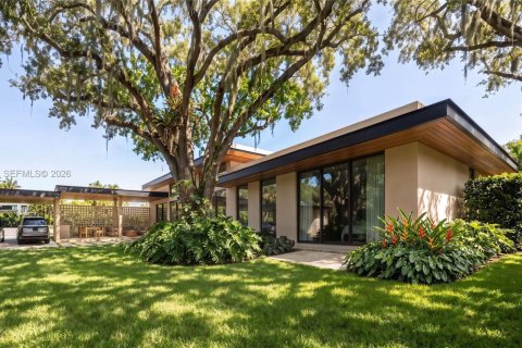 House in North Miami, Florida 5 bedrooms № 2394768 - photo 3