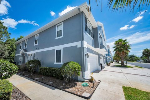 Touwnhouse à vendre à New Port Richey, Floride: 3 chambres, 156.63 m2 № 2203669 - photo 6