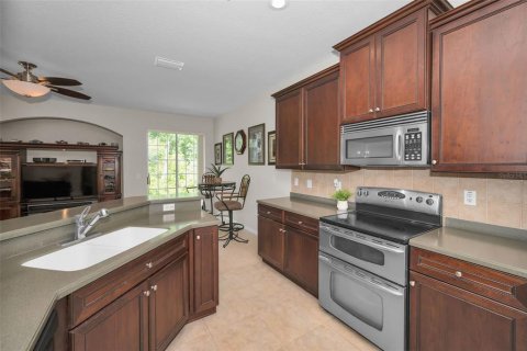 Touwnhouse à vendre à New Port Richey, Floride: 3 chambres, 156.63 m2 № 2203669 - photo 26
