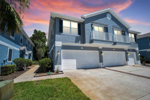 Touwnhouse à vendre à New Port Richey, Floride: 3 chambres, 156.63 m2 № 2203669 - photo 2